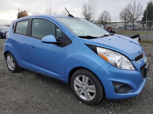 KL8CD6S90FC743869 - 2015 CHEVROLET SPARK 1LT BLUE photo 4