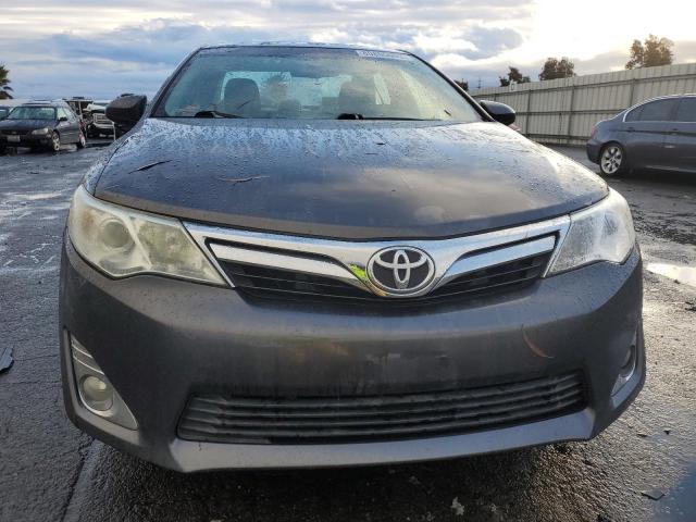 4T4BF1FK7ER362561 - 2014 TOYOTA CAMRY L GRAY photo 5