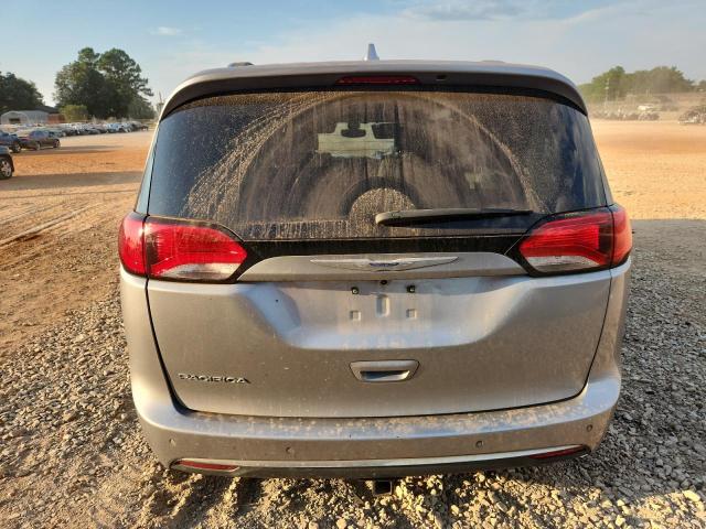 2C4RC1EG0JR330321 - 2018 CHRYSLER PACIFICA TOURING L PLUS SILVER photo 6