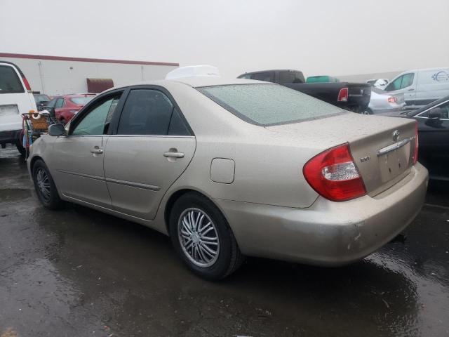 JTDBF30K820062114 - 2002 TOYOTA CAMRY LE GOLD photo 2