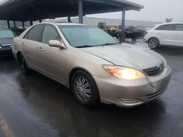 JTDBF30K820062114 - 2002 TOYOTA CAMRY LE GOLD photo 4