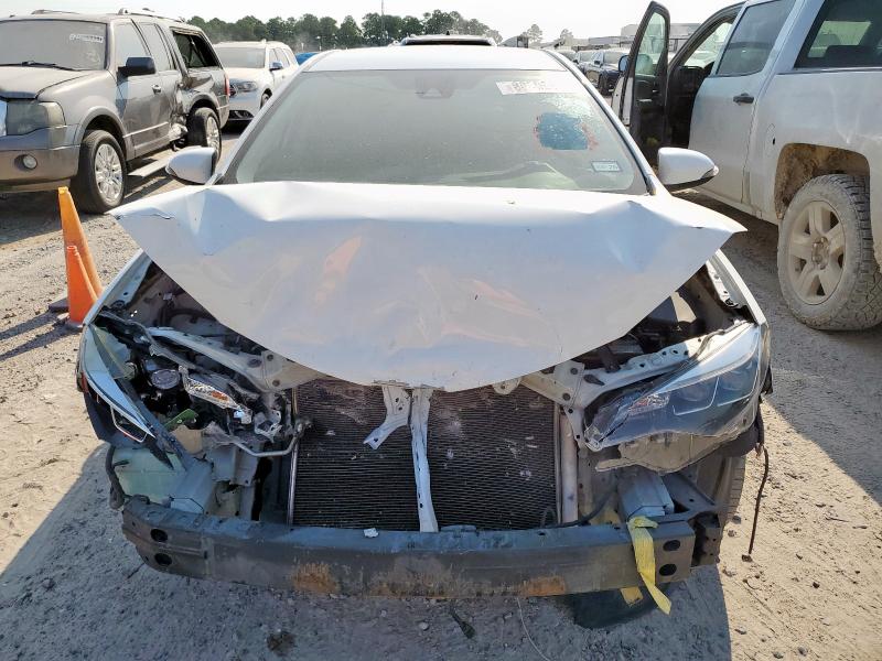 5YFBURHE4KP923771 - 2019 TOYOTA COROLLA L WHITE photo 5