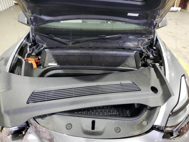 7SAYGAEEXSF225641 - 2025 TESLA MODEL Y GRAY photo 12