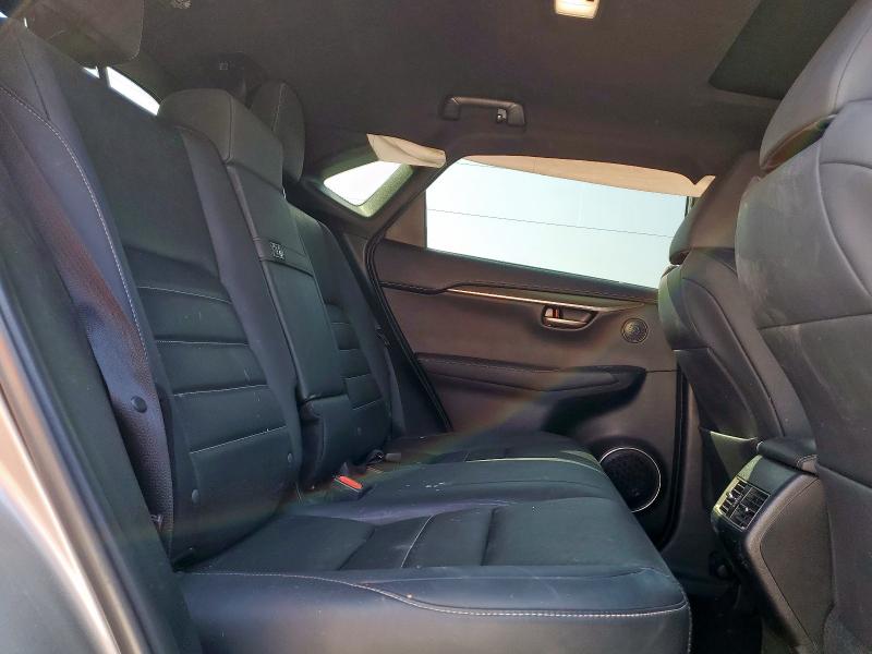 JTJSARBZ5M2190245 - 2021 LEXUS NX 300 BASE Серебристый фото 11