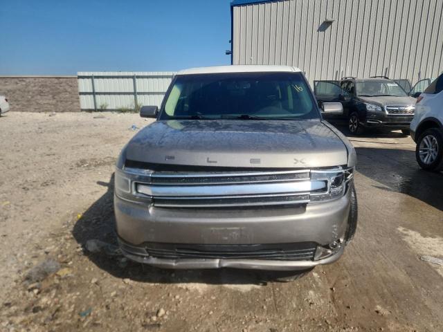 2FMHK6D88DBD18786 - 2013 FORD FLEX LIMITED فحمي صورة 5