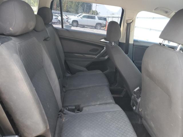 3VV1B7AX2JM072711 - 2018 VOLKSWAGEN TIGUAN S BLACK photo 10