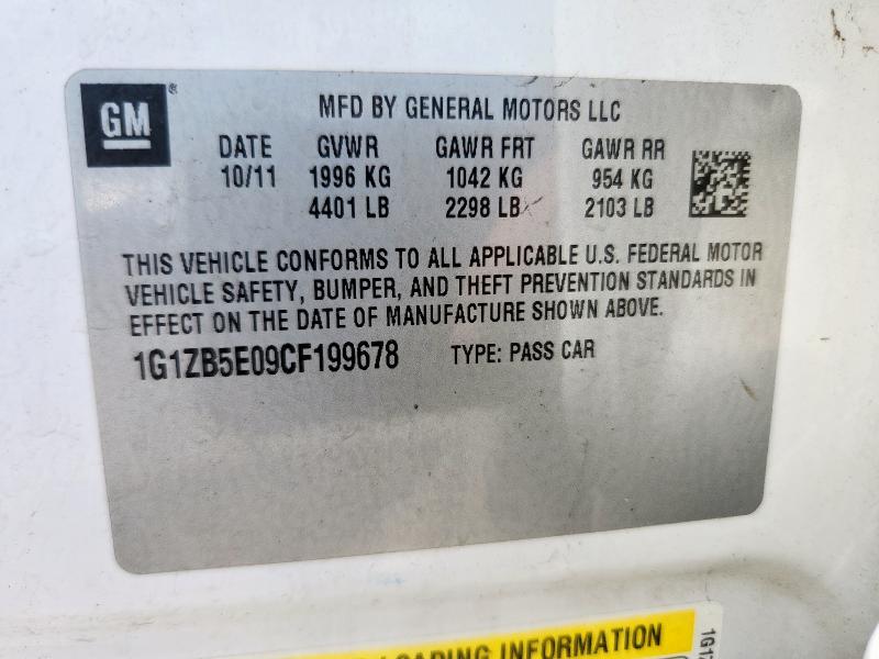 1G1ZB5E09CF199678 - 2012 CHEVROLET MALIBU LS Blanc photo 12