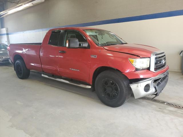 5TFCY5F14BX012214 - 2011 TOYOTA TUNDRA DOUBLE CAB SR5 RED photo 4