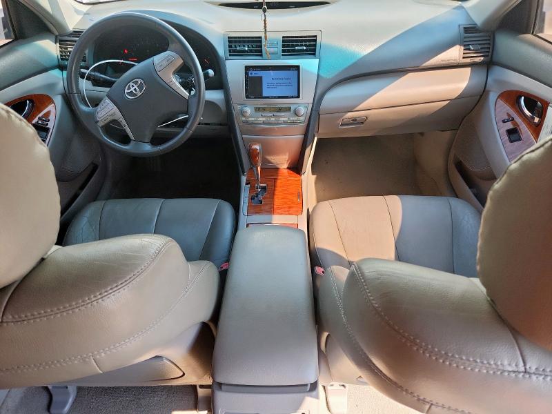 4T1BE46KX9U890325 - 2009 TOYOTA CAMRY BASE WHITE photo 8