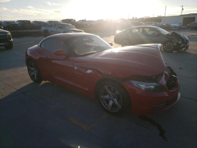 WBALM5C51BE378790 - 2011 BMW Z4 SDRIVE30I RED photo 4