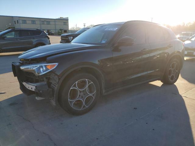 ZASFAKPN1J7B77192 - 2018 ALFA ROMEO STELVIO SPORT შავი ფოტო 1