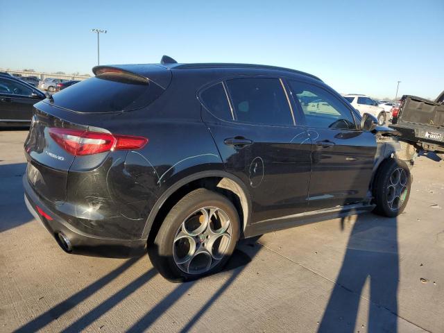 ZASFAKPN1J7B77192 - 2018 ALFA ROMEO STELVIO SPORT შავი ფოტო 3