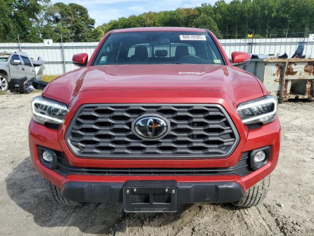 3TYCZ5ANXNT067093 - 2022 TOYOTA TACOMA DOUBLE CAB RED photo 5