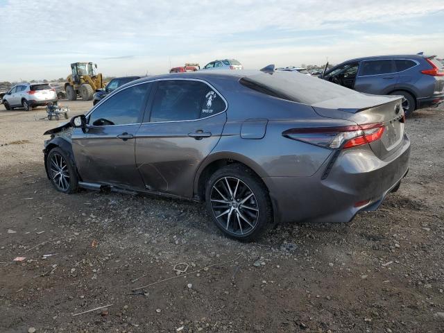 4T1T11AK7PU174615 - 2023 TOYOTA CAMRY SE NIGHT SHADE GRAY photo 2