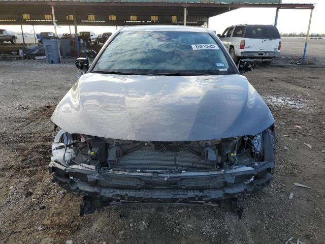 4T1T11AK7PU174615 - 2023 TOYOTA CAMRY SE NIGHT SHADE GRAY photo 5