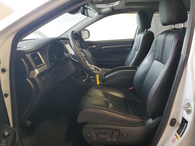 5TDJZRFHXKS609642 - 2019 TOYOTA HIGHLANDER SE WHITE photo 7