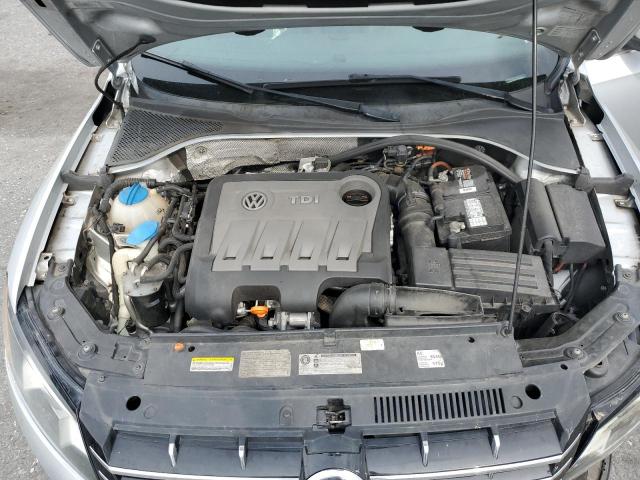 1VWBN7A37CC105646 - 2012 VOLKSWAGEN PASSAT SE SILVER photo 11