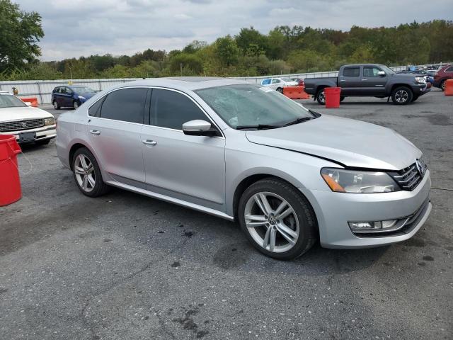1VWBN7A37CC105646 - 2012 VOLKSWAGEN PASSAT SE SILVER photo 4