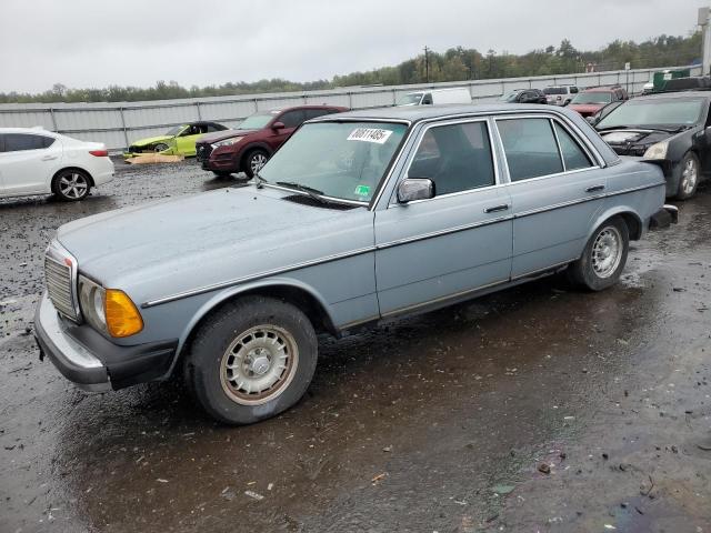 1984 MERCEDES-BENZ 300 DT, 