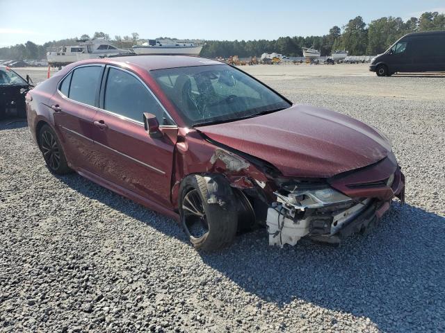 4T1B11HK2JU514133 - 2018 TOYOTA CAMRY L RED photo 4