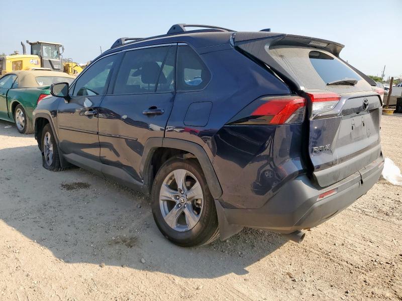 2T3W1RFV4RW345717 - 2024 TOYOTA RAV4 XLE BLUE photo 2