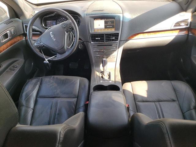 2LMHJ5NK0HBL01630 - 2017 LINCOLN MKT BLACK photo 8