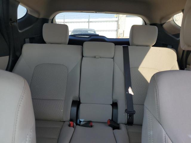 5XYZU3LB6HG383006 - 2017 HYUNDAI SANTA FE S WHITE photo 10