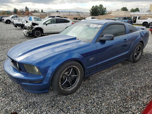 1ZVFT82H065185565 - 2006 FORD MUSTANG GT BLUE photo 1