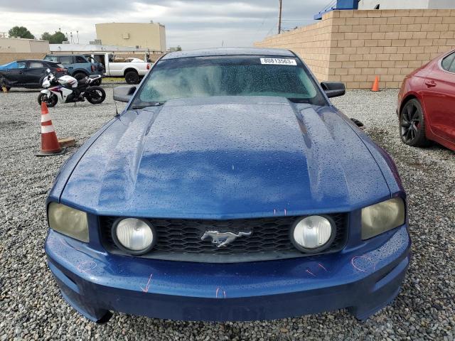 1ZVFT82H065185565 - 2006 FORD MUSTANG GT BLUE photo 5