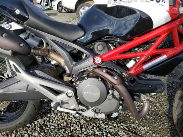 ZDM1RADN7AB028944 - 2010 DUCATI MONSTER 696 RED photo 7