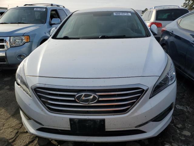 5NPE24AF2FH190860 - 2015 HYUNDAI SONATA SE WHITE photo 5