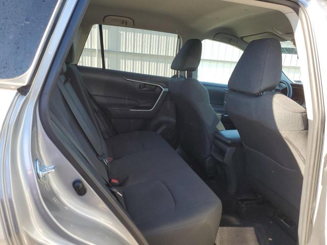 2T3K1RFV2MC124108 - 2021 TOYOTA RAV4 LE 银色 照片 11