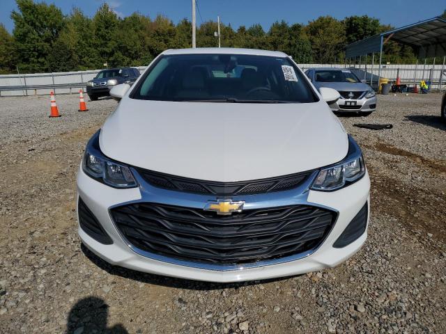 1G1BC5SM8K7149806 - 2019 CHEVROLET CRUZE LS WHITE photo 5