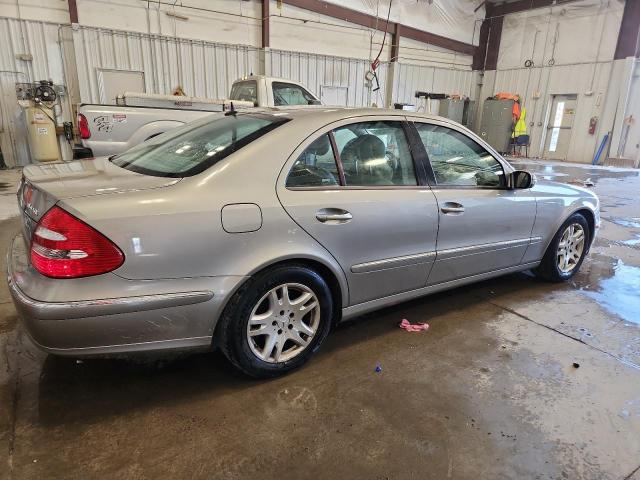 WDBUF82J25X175951 - 2005 MERCEDES-BENZ E 320 4MATIC TAN photo 3