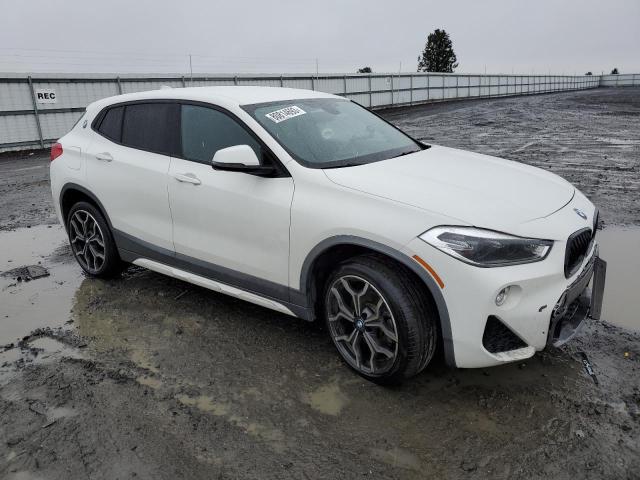 WBXYJ5C32JEF78212 - 2018 BMW X2 XDRIVE28I WHITE photo 4