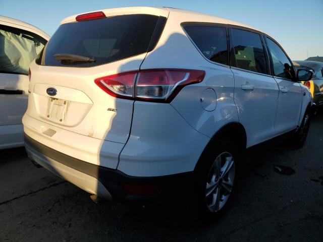 1FMCU0G74GUB60854 - 2016 FORD ESCAPE SE WHITE photo 3