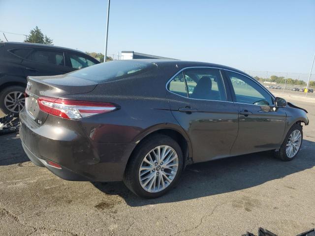 4T1B11HK7JU517299 - 2018 TOYOTA CAMRY L CHARCOAL photo 3