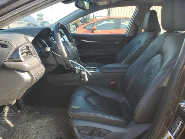 4T1B11HK7JU517299 - 2018 TOYOTA CAMRY L CHARCOAL photo 7