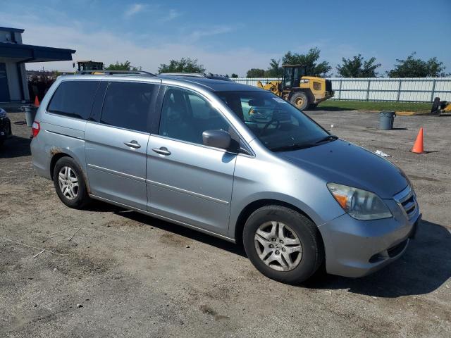 5FNRL38747B079329 - 2007 HONDA ODYSSEY EXL SILVER photo 4