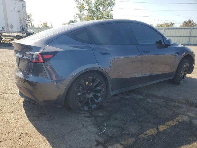 5YJYGDEE8MF138869 - 2021 TESLA MODEL Y Gris foto 3