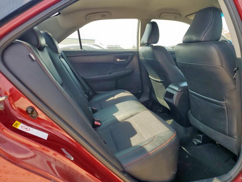 4T1BF1FK5GU604941 - 2016 TOYOTA CAMRY LE RED photo 10