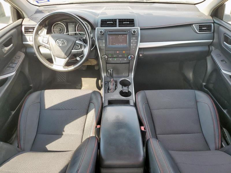 4T1BF1FK5GU604941 - 2016 TOYOTA CAMRY LE RED photo 8