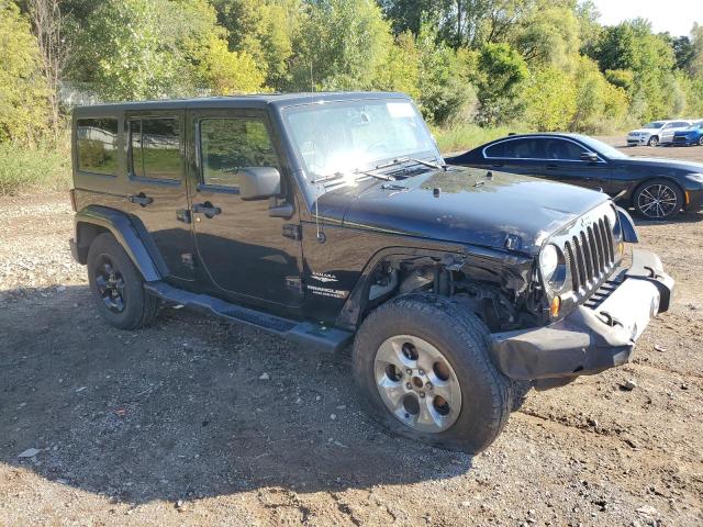 1C4BJWEG4DL691472 - 2013 JEEP WRANGLER U SAHARA 黑色 照片 4