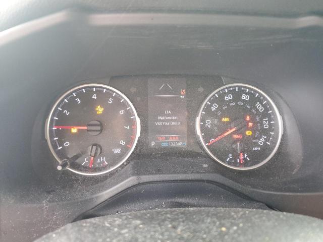 2T3P1RFV0MW151361 - 2021 TOYOTA RAV4 XLE 银色 照片 9