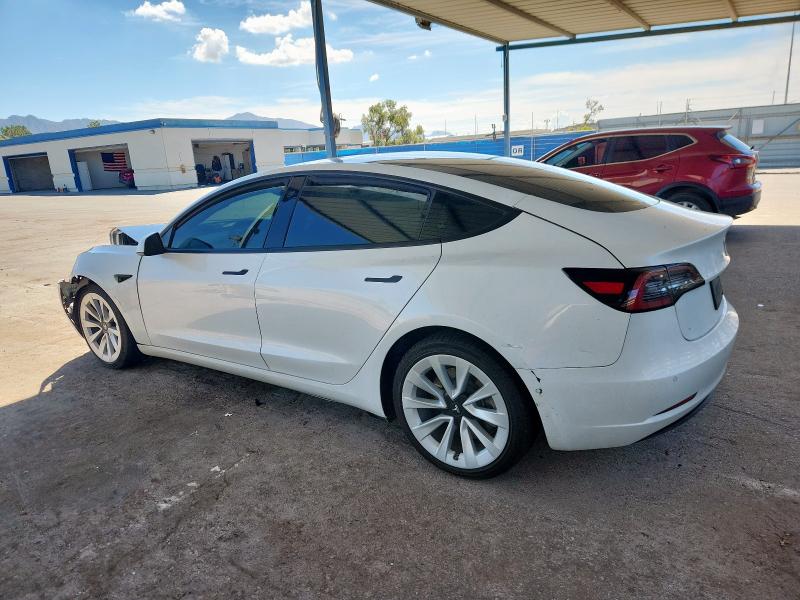 5YJ3E1EA5MF938945 - 2021 TESLA MODEL 3 WHITE photo 2