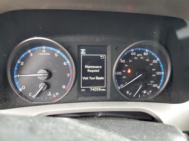 2T3BFREV4JW848623 - 2018 TOYOTA RAV4 LE Gris foto 9