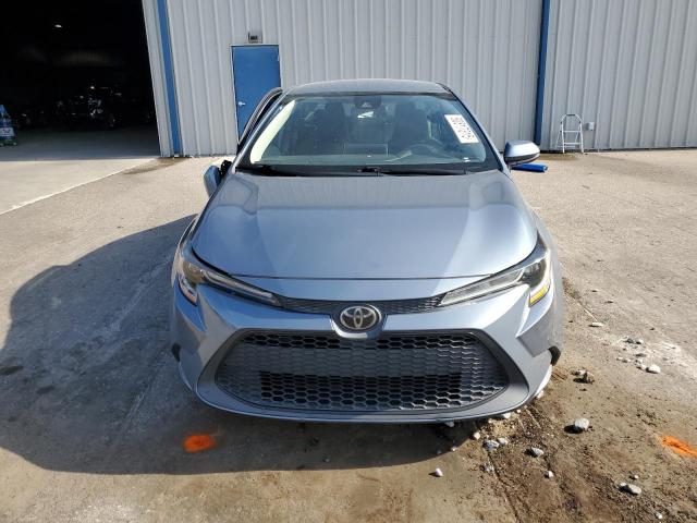 5YFEPRAE7LP056768 - 2020 TOYOTA COROLLA LE SILVER photo 5