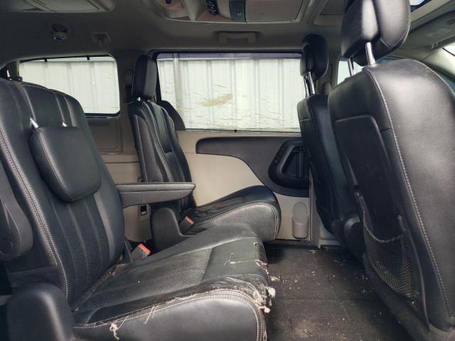 2C4RC1CG7GR188531 - 2016 CHRYSLER TOWN & COU TOURING L WHITE photo 11