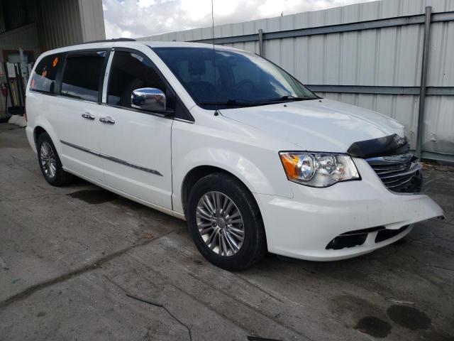2C4RC1CG7GR188531 - 2016 CHRYSLER TOWN & COU TOURING L WHITE photo 4