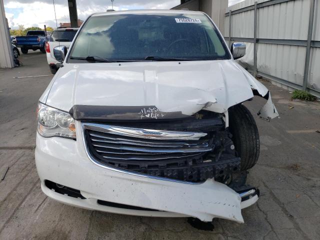2C4RC1CG7GR188531 - 2016 CHRYSLER TOWN & COU TOURING L WHITE photo 5